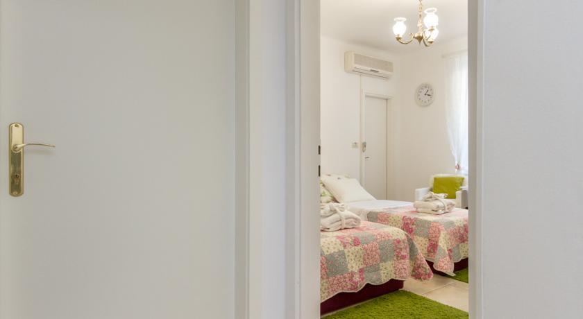 For All Seasons Apartment Split Phòng bức ảnh